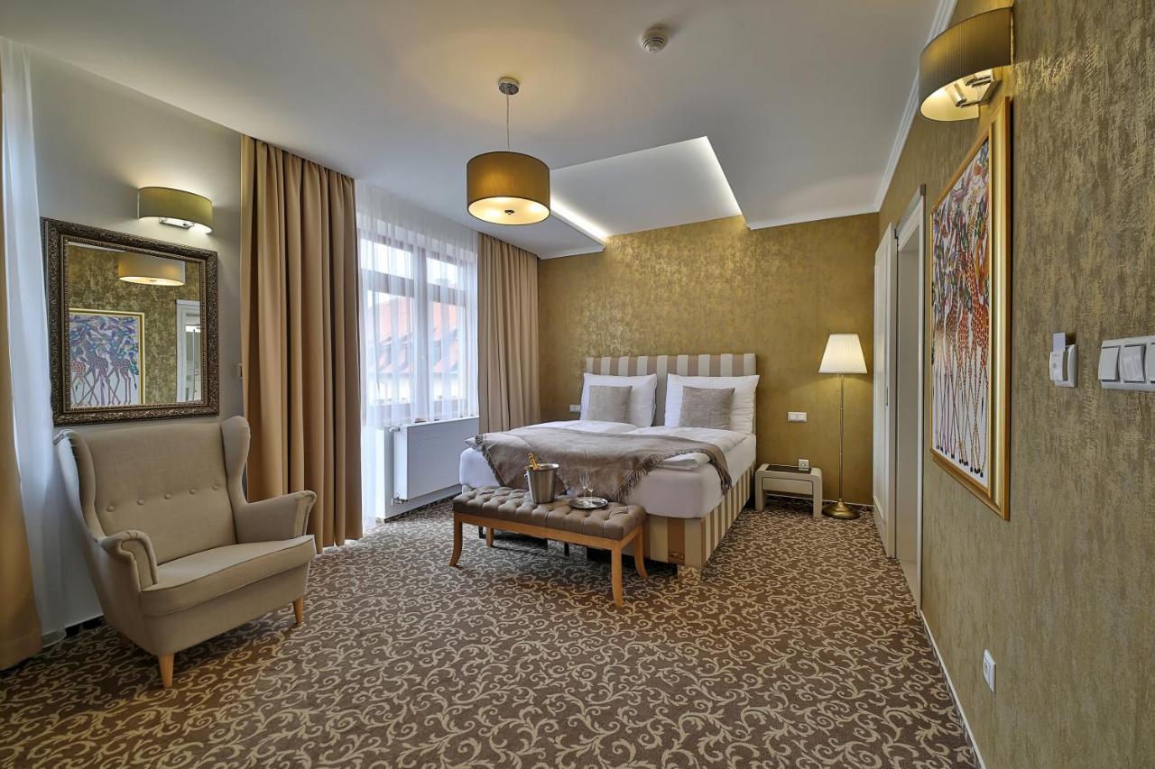 Hotel Pod Branou بارديوف المظهر الخارجي الصورة